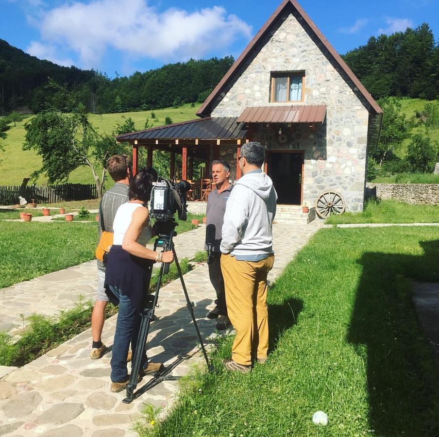 Guesthouse Alpini Lepushe Luaran gambar
